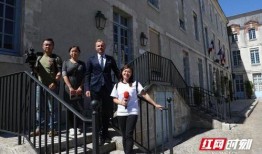 杭州日料爆料事件视频,揭露餐厅卫生黑幕