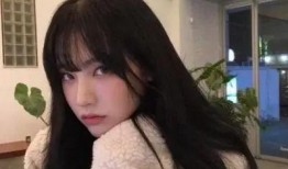 娱乐吃瓜酱自律的女生,她如何成为娱乐圈的清新代表